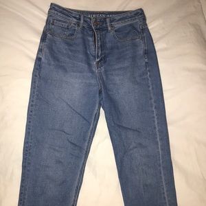 American eagle mom jeans